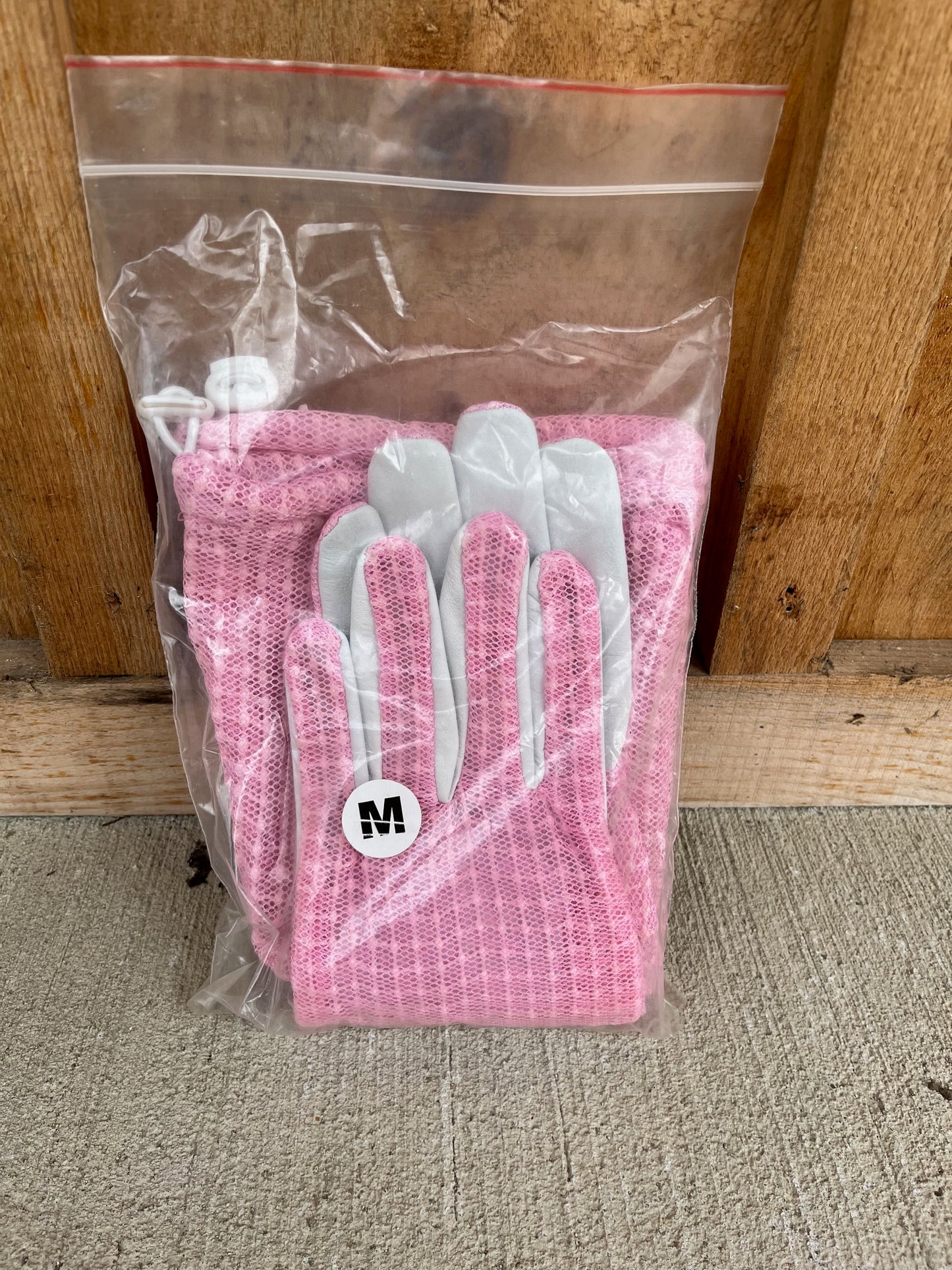 Vented Glove in Pink (Limited offer)