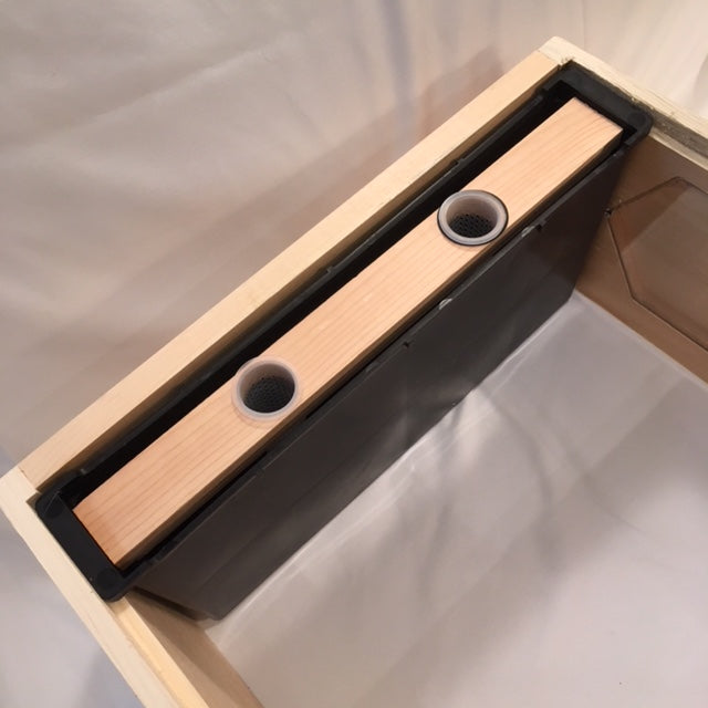 Frame Feeder with Cap and Ladder