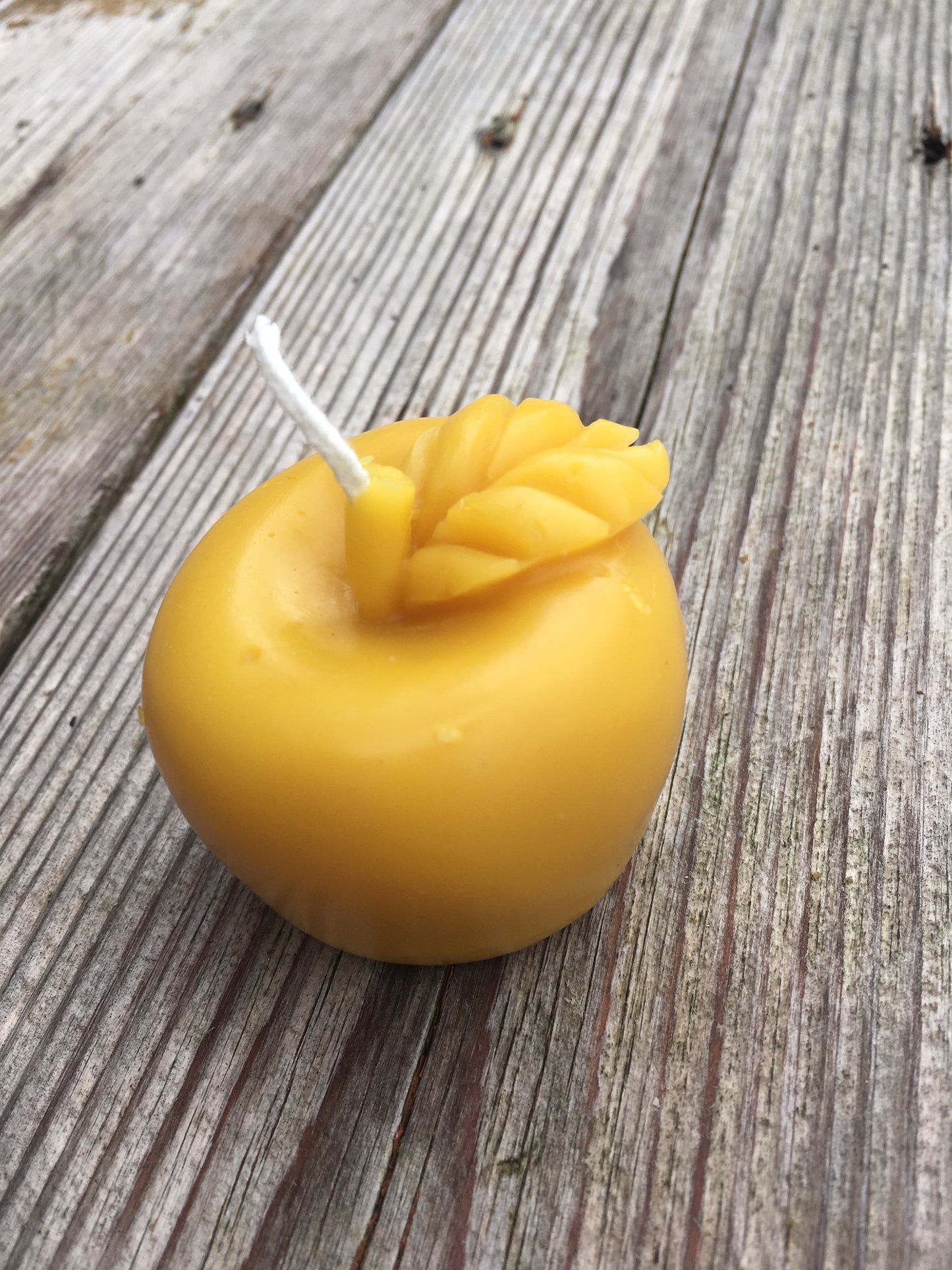 Apple Candle